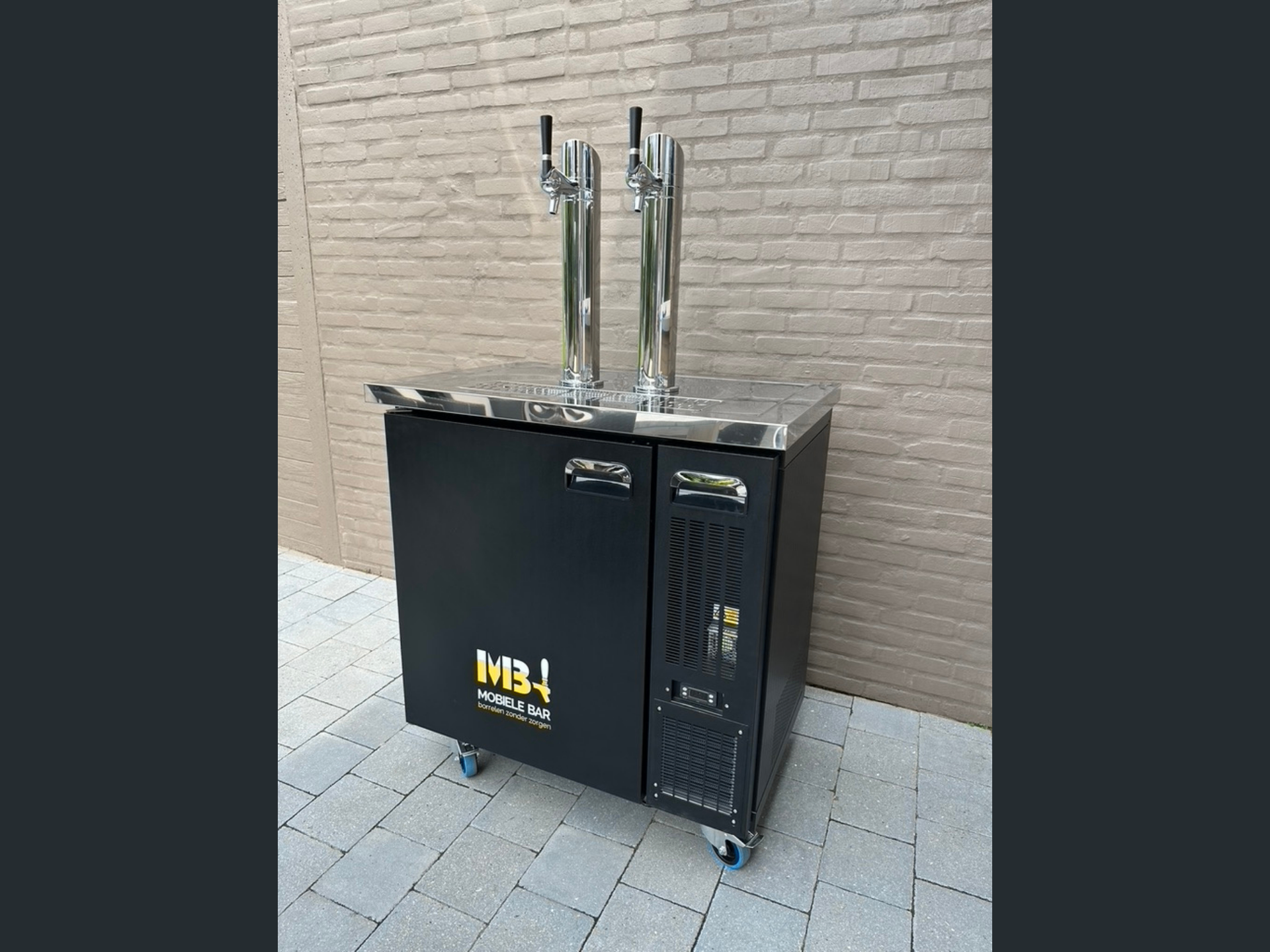 BarDuo — mobiele bar met dubbele tapkraan voor bier en aperitief tegelijk